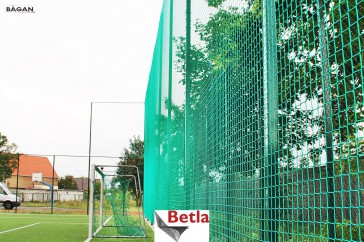 Siatka ochraniająca na ogrodzenie boisk szkolnych 