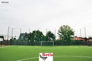 Siatka sportowa na piłkochwyt - boiska, hale i sale sportowe 
